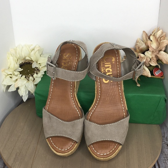 Circus by Sam Edelman Delilah Espadrille Wedge Sandal US/7M Putty - Picture 2 of 16